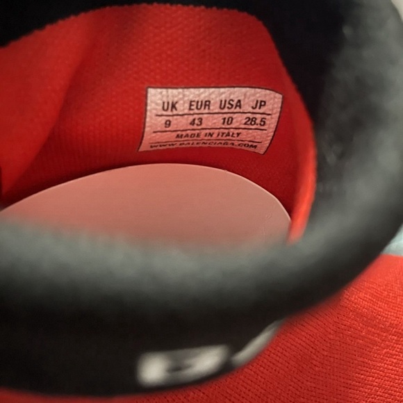 Balenciaga runners size:10, in great condition. - Picture 6 of 6